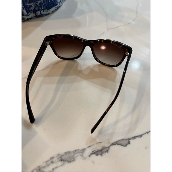 CHANEL SQUARE SUNGLASSES 5380 - Picture 7 of 11